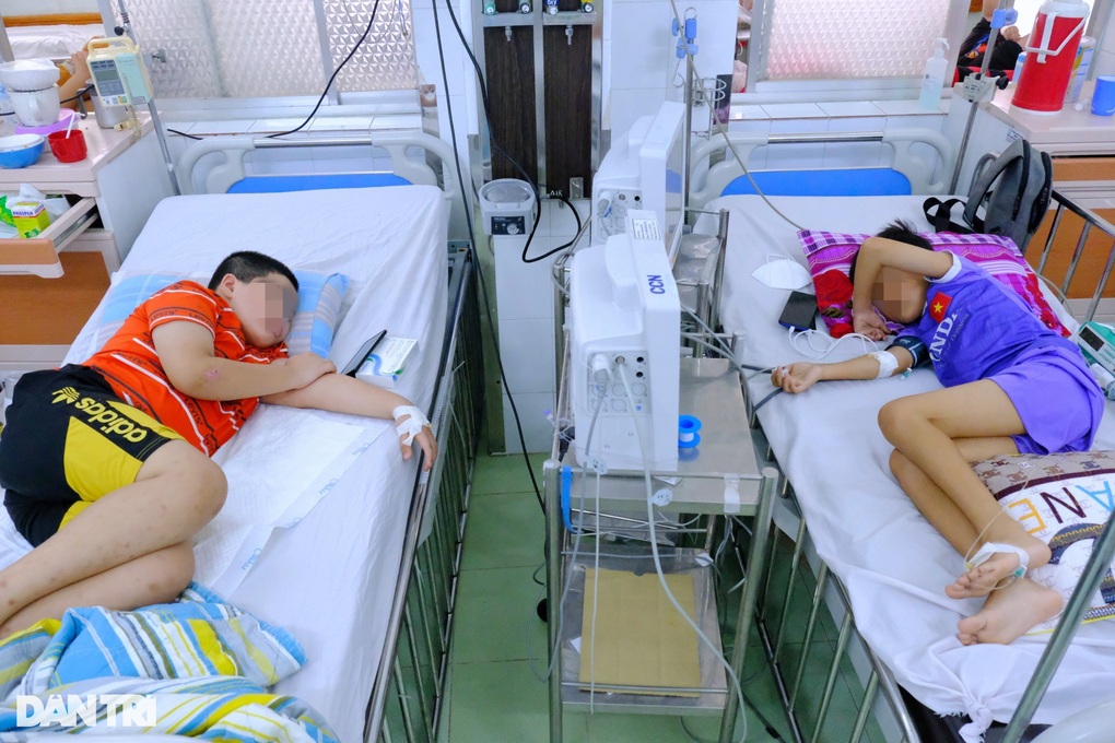 Việt Nam có tên trong 4 nước có số mắc Covid-19 cao: Chuyên gia nói gì? - 3 Việt Nam có tên trong 4 nước có số mắc Covid-19 cao: Chuyên gia nói gì? - 3