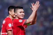 Trận đấu của các ngôi sao Việt Nam gặp Man Utd gây sốt lớn