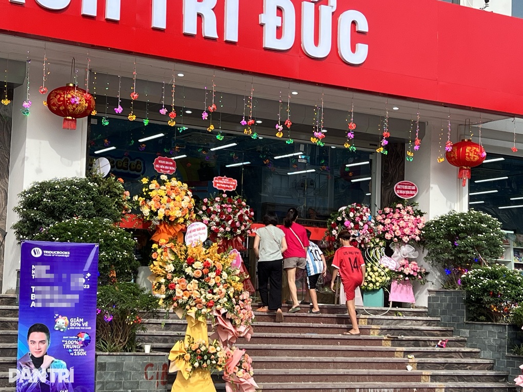 Chủ tịch công ty phá lệ điều kị tháng cô hồn, chốt liền xe sang 2,6 tỷ đồng - 2 Chủ tịch công ty phá lệ điều kị tháng cô hồn, chốt liền xe sang 2,6 tỷ đồng - 2