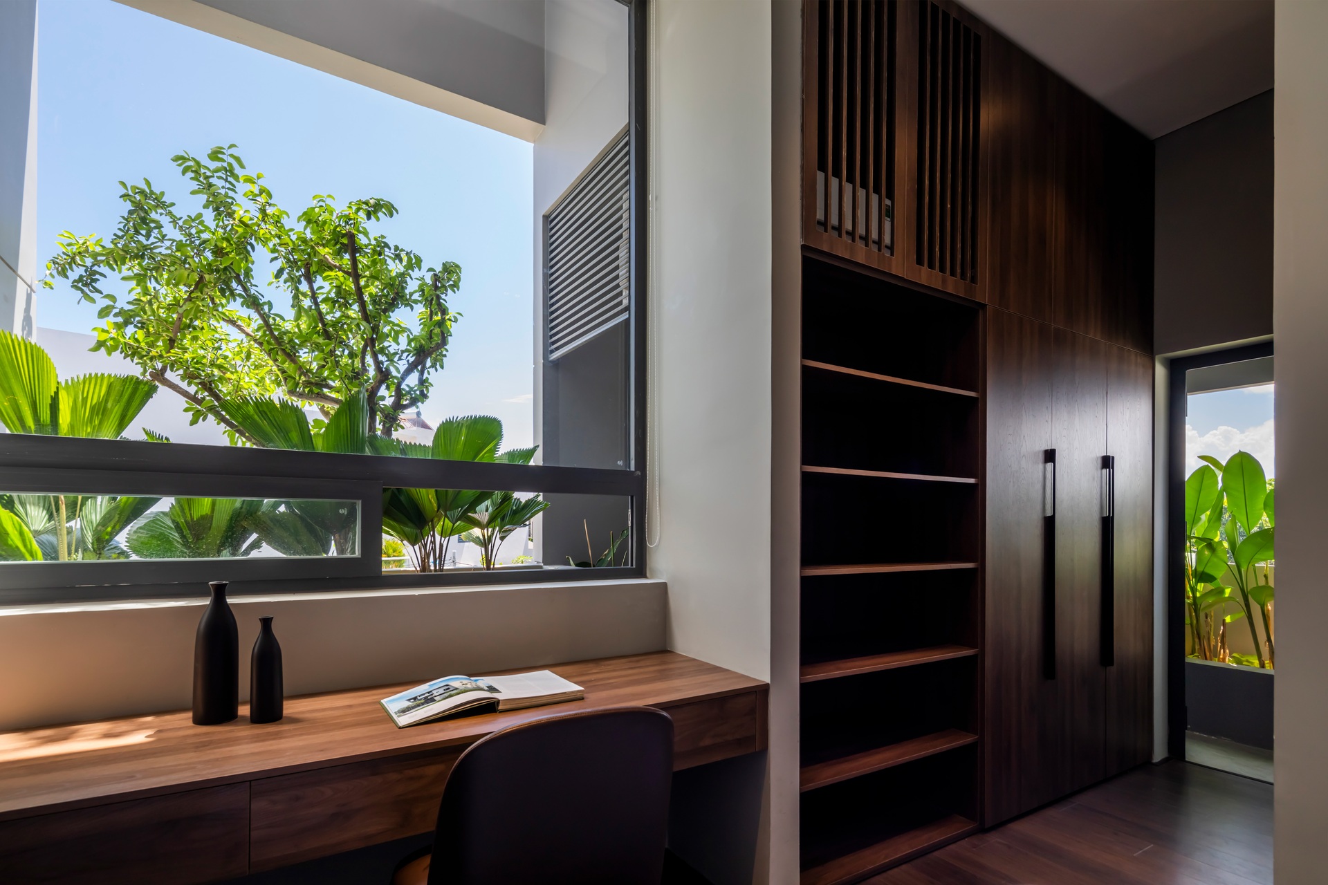 Căn nhà phố 4 tầng hóa thành resort 5 sao xanh mướt tại Khánh Hòa - 8 Căn nhà phố 4 tầng hóa thành resort 5 sao xanh mướt tại Khánh Hòa - 8
