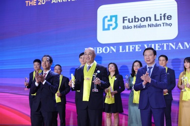 Tận tâm phát triển bền vững, Fubon Life Việt Nam nhận giải thưởng Rồng Vàng lần 8