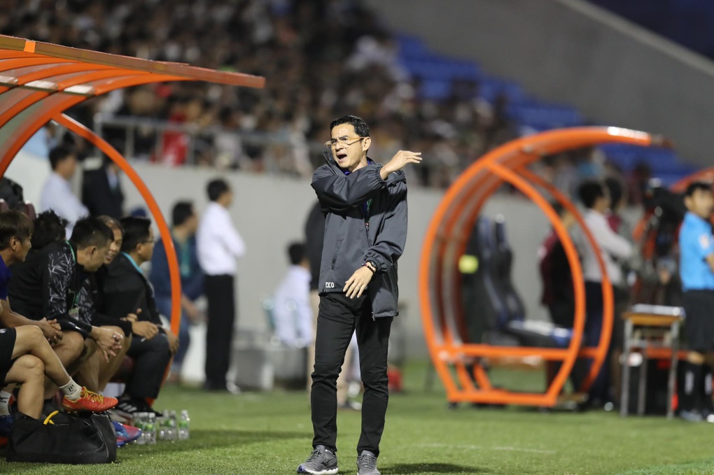 Hòa trước SHB Đà Nẵng, HA Gia Lai nối dài mạch không thắng - 6