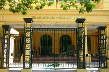 Tòa án Hà Nội quyết định áp dụng biện pháp khẩn cấp tạm thời