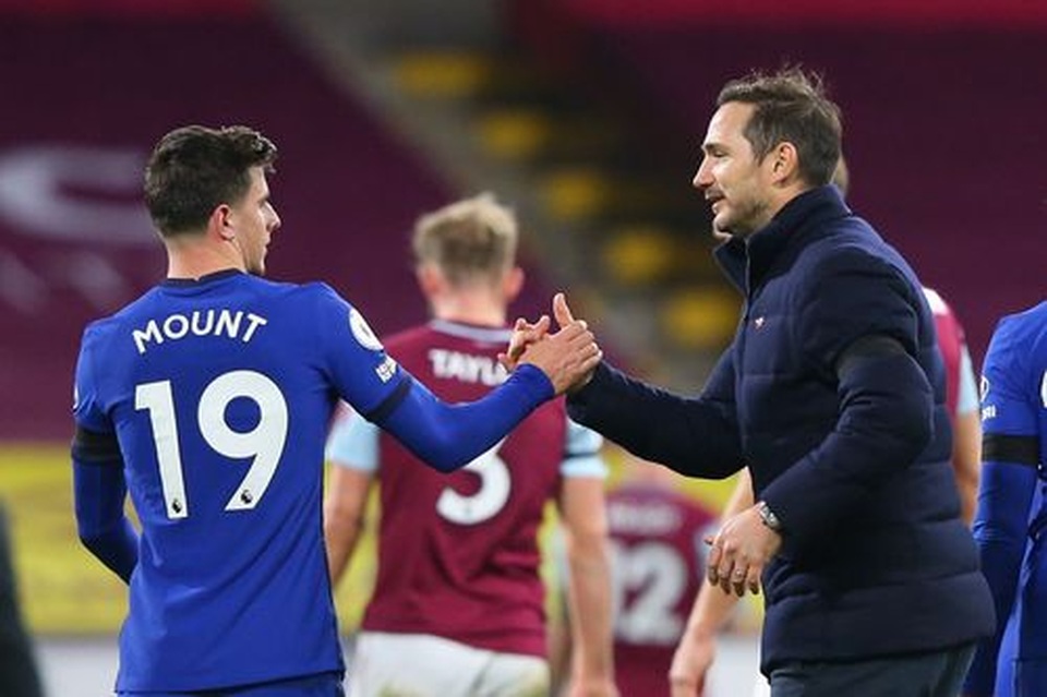 Hàng công thăng hoa, Chelsea dễ dàng vùi dập Burnley - 4 Hàng công thăng hoa, Chelsea dễ dàng vùi dập Burnley - 4