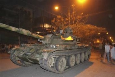 Bangladesh: Lực lượng nổi loạn đầu hàng 