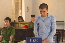 Thủ dao, xách súng hòng giết bạn nhậu vì mâu thuẫn