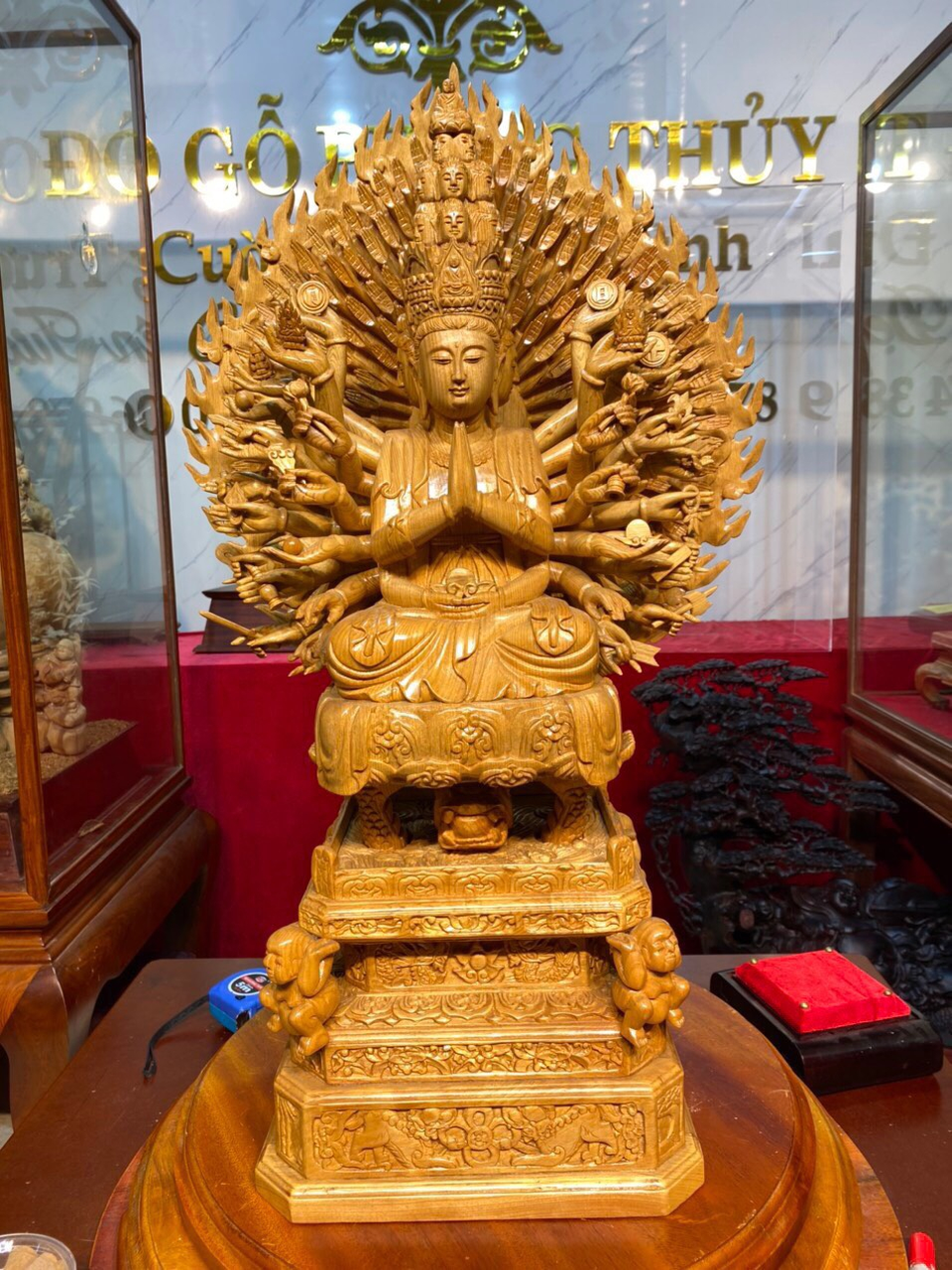 Đồ gỗ Trương Đình Cường - độc đáo và đầy tính nghệ thuật - 4 Đồ gỗ Trương Đình Cường - độc đáo và đầy tính nghệ thuật - 4