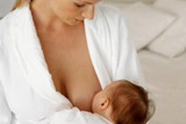 Khỏe não nhờ bú mẹ