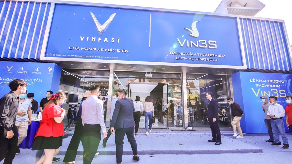 Khai trương 64 showroom xe máy điện VinFast kết hợp trung tâm trải nghiệm Vin3S toàn quốc - 1 Khai trương 64 showroom xe máy điện VinFast kết hợp trung tâm trải nghiệm Vin3S toàn quốc - 1