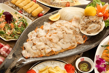 Trấn Thành cùng dàn sao “khủng” đổ bộ nhà hàng hải sản Bảo Chi