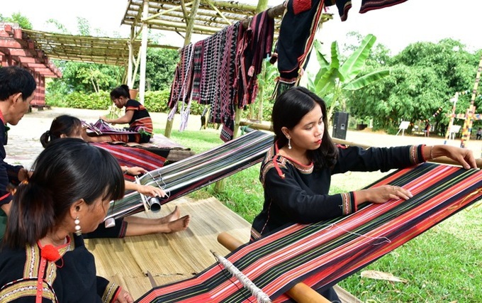 “Giai điệu núi rừng” vào thu cùng Hà Nội - Ảnh 1.