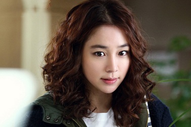 Lee Min Jung giở “thủ đoạn” với chồng cũ