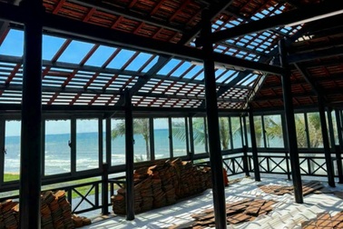 Tháo dỡ nhà hàng, quán cà phê xây trái phép ở dốc Hoàng Hôn