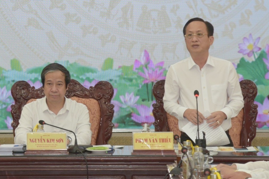 Chủ tịch Bạc Liêu nói lý do nhiều nhà đầu tư bỏ chạy khỏi địa phương - 1 Chủ tịch Bạc Liêu nói lý do nhiều nhà đầu tư bỏ chạy khỏi địa phương - 1