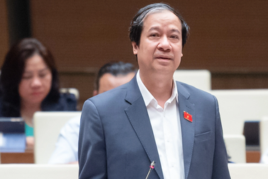 "Thiếu 127.000 giáo viên, không tuyển được vì áp lực cao, lương thấp"