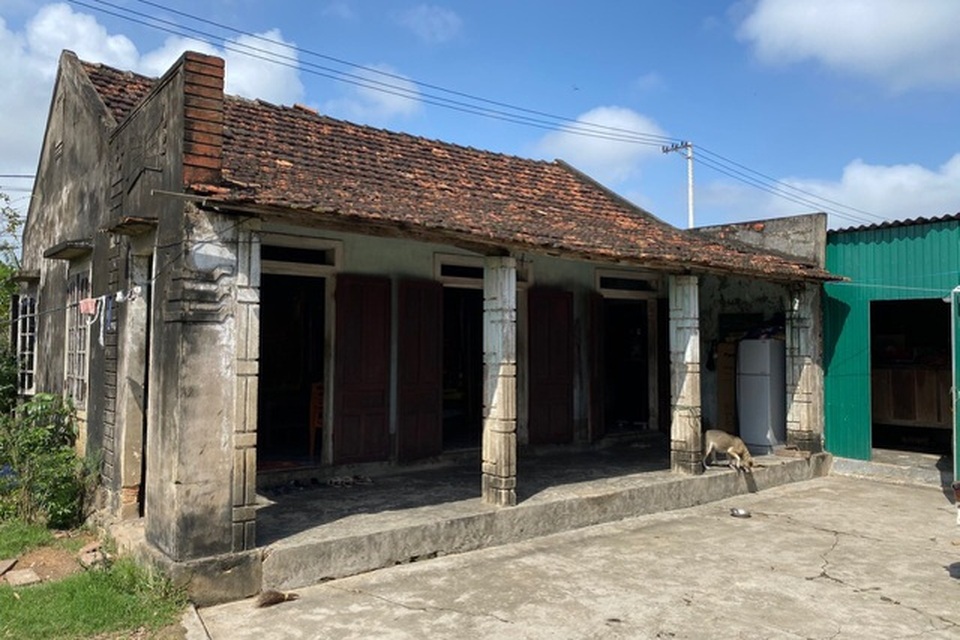Thương nữ sinh trường chuyên khép dần ước mơ khi bố mẹ đột ngột qua đời - 4 Thương nữ sinh trường chuyên khép dần ước mơ khi bố mẹ đột ngột qua đời - 4