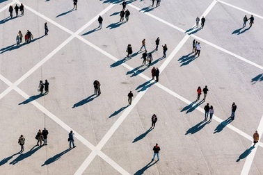 Tuổi thọ toàn cầu tăng mạnh, nhưng khủng hoảng sức khoẻ tấn công người trẻ