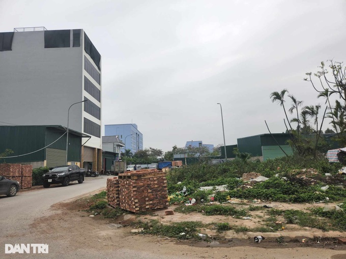 Đất nền huyện cửa ngõ Thủ đô có giá cao ngang ngửa một căn liền kề xây sẵn - 2
