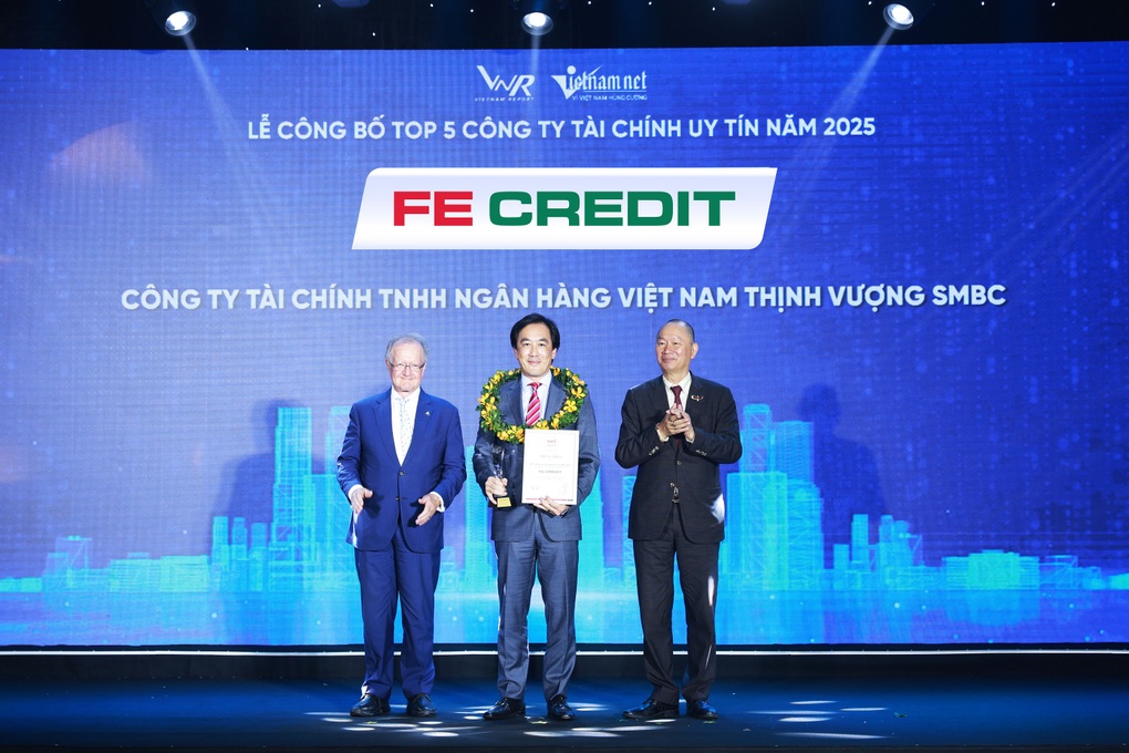 FE Credit ghi dấu ấn với loạt giải thưởng - 3