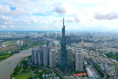 Vực dậy đà tăng tốc cho đầu tàu TPHCM