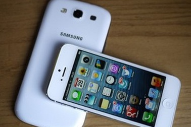 Samsung kiện iPhone 5 vì kết nối 4G
