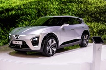 "Soi" chi tiết VinFast VF 7 - Anh em của VF e34 nhưng có thiết kế lột xác