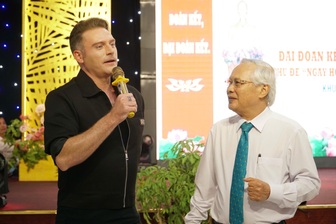 Chia sẻ của ca sĩ Kyo York trong lần đầu dự Ngày hội Đại đoàn kết ở TPHCM