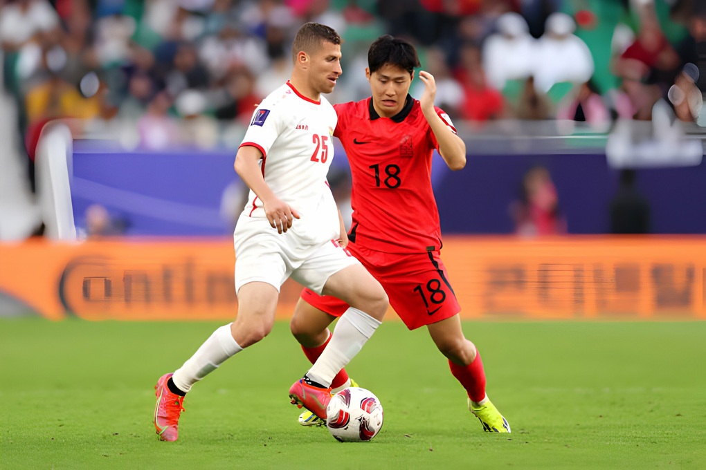 Son Heung Min ghi bàn, Hàn Quốc vất vả hòa Jordan - 2 Son Heung Min ghi bàn, Hàn Quốc vất vả hòa Jordan - 2