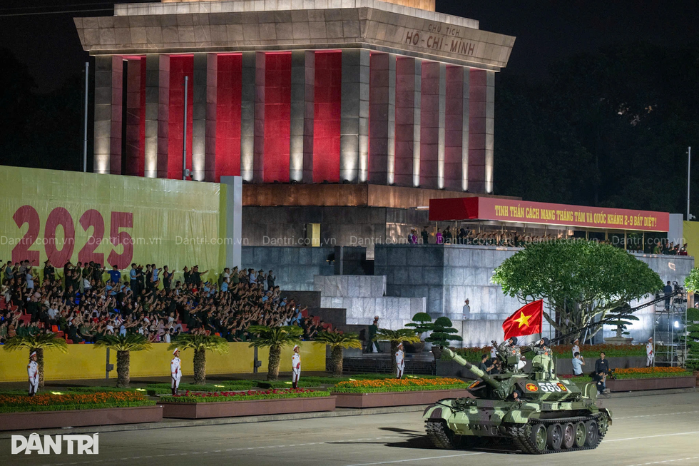 Xe tăng T-90S: Nắm đấm thép” của Quân đội Nhân dân Việt Nam - 1 Xe tăng T-90S: Nắm đấm thép” của Quân đội Nhân dân Việt Nam - 1