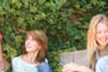 Tìm học bổng và quà tặng tại EF Britin College