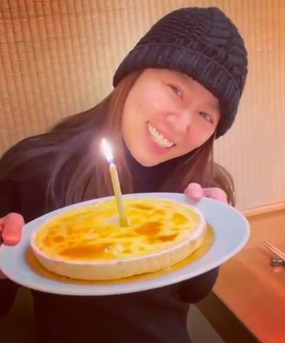 Hạ Tử Vy Lâm Tâm Như rạng rỡ đón tuổi 45 - 4