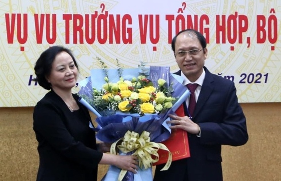 Thi tuyển chức danh lãnh đạo: Nhìn từ đề án của TPHCM - 1