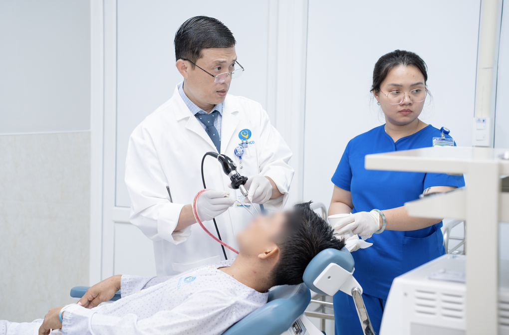 A betegség, ami miatt a férfi hirtelen 8 évig egy Căn bệnh khiến người đàn ông bỗng sống trong “thế giới không mùi” 8 năm - 3