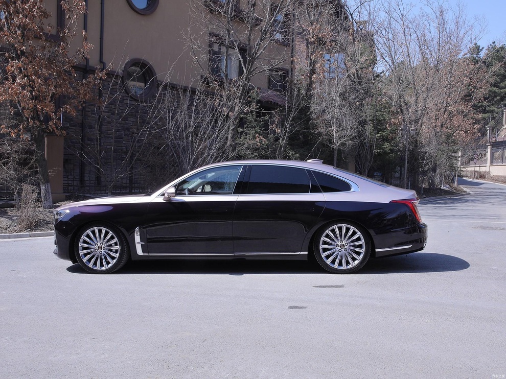 Hongqi chơi lớn, tặng xe sang cho tất cả VĐV giành HCV Olympic Tokyo - 2 Hongqi chơi lớn, tặng xe sang cho tất cả VĐV giành HCV Olympic Tokyo - 2