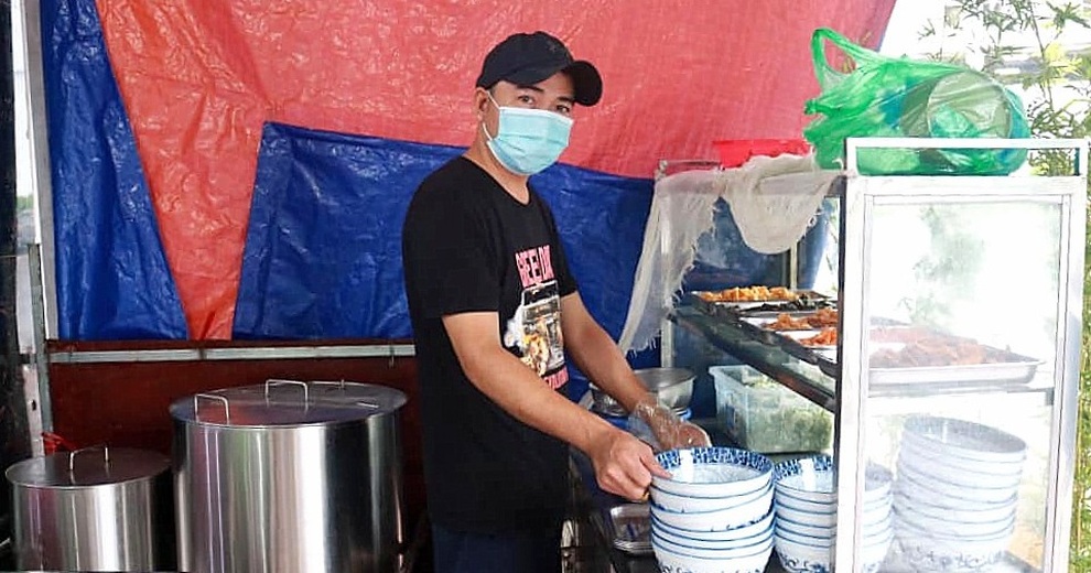 Khó khăn mùa Covid-19, sếp kiêm luôn... nhân viên phục vụ - 1 Khó khăn mùa Covid-19, sếp kiêm luôn... nhân viên phục vụ - 1