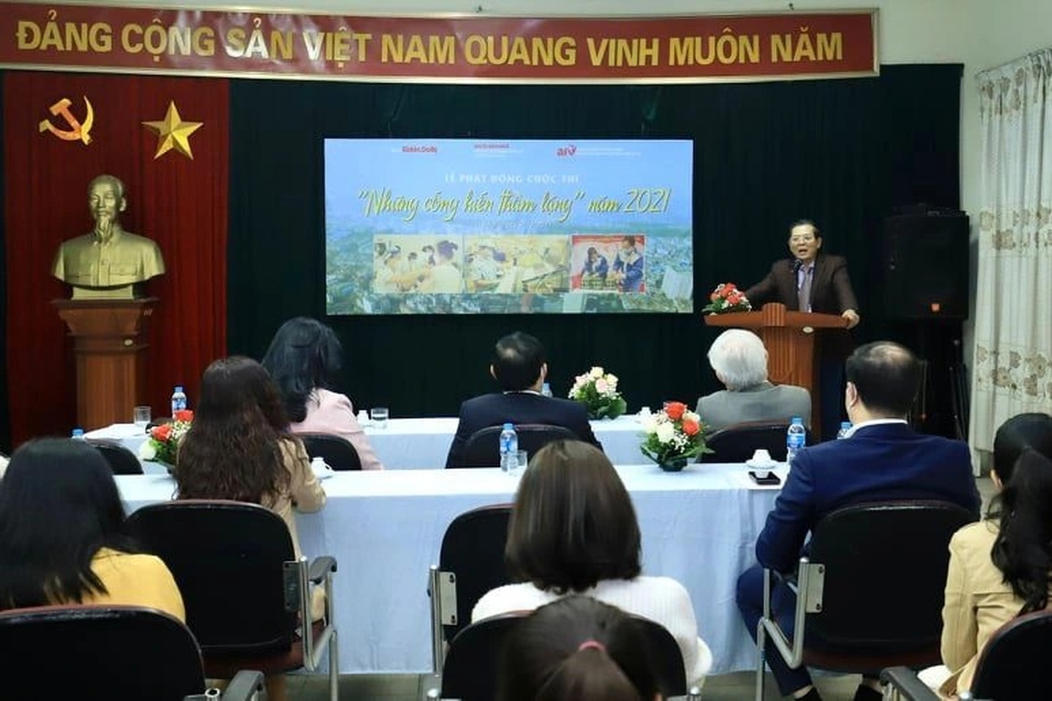 Tăng cường bảo vệ các lao động nữ khỏi nạn quấy rối tình dục - 1 Tăng cường bảo vệ các lao động nữ khỏi nạn quấy rối tình dục - 1