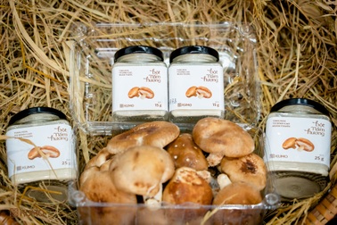 Nấm hương xào sả ớt lá chanh thơm nức mũi