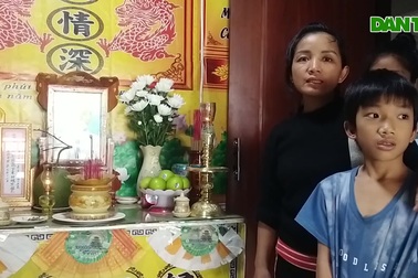 Chồng chết để lại người vợ mang "án tử" và đàn con thơ