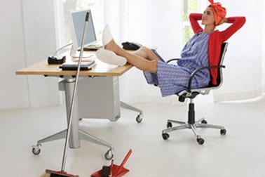 Nhọc công nịnh ô sin ngày Tết