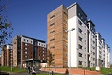 Cơ hội học tập và học bổng tại Đại học West of England