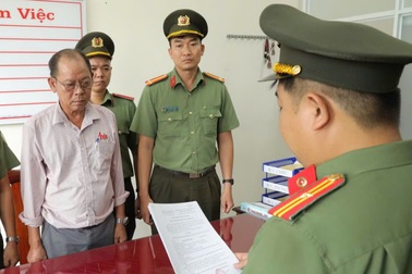 Bắt chủ công ty chứa 18 lao động Bangladesh cư trú trái phép ở Tây Ninh