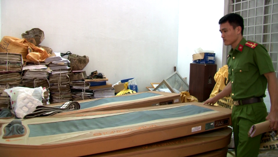 Cảnh báo tình trạng kinh doanh máy massage chữa bệnh không rõ nguồn gốc - 1