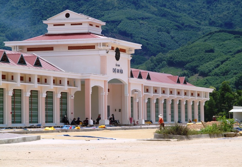 Người dân bất bình “tố” UBND huyện thất hứa tại Bình Định - 5 Người dân bất bình “tố” UBND huyện thất hứa tại Bình Định - 5