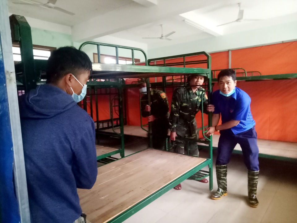 Di dời gấp học sinh nguyên một trường để đảm bảo an toàn mùa mưa lũ - 2 Di dời gấp học sinh nguyên một trường để đảm bảo an toàn mùa mưa lũ - 2
