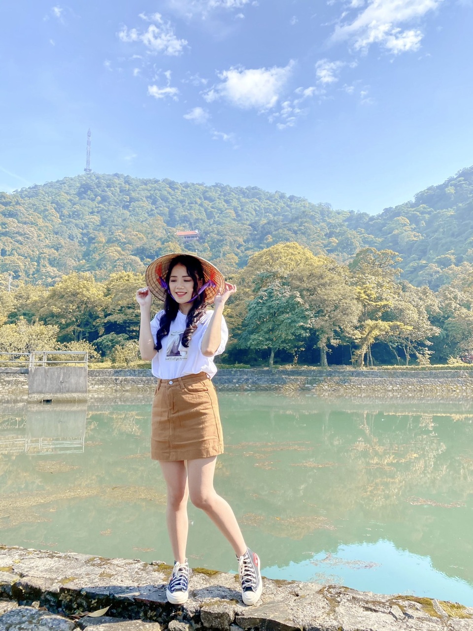 Giọng ca triệu view lần đầu chia sẻ về MV kết hợp cùng thầy giáo hot boy - 1 Giọng ca triệu view lần đầu chia sẻ về MV kết hợp cùng thầy giáo hot boy - 1