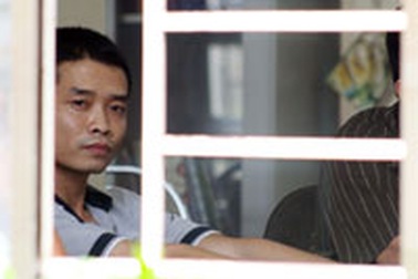 Một phóng viên bị “giam lỏng” khi đang tác nghiệp