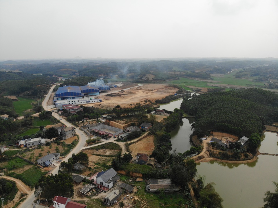 Cận cảnh nhà máy chế biến gỗ ngày đêm hành hạ người dân tại Phú Thọ - 1 Cận cảnh nhà máy chế biến gỗ ngày đêm hành hạ người dân tại Phú Thọ - 1