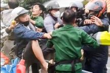 Nhóm người lái mô tô ở phà Cát Lái đã phạm luật do đi vào đường cấm