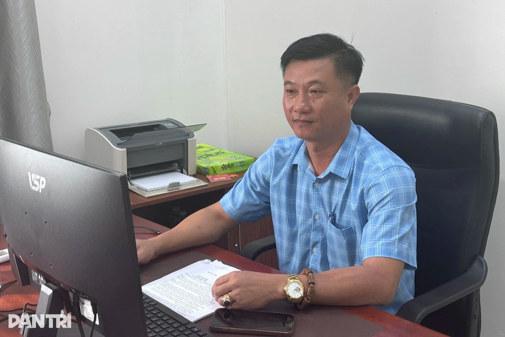 Cán bộ nhanh chóng bắt kịp với giờ làm việc mới, hiệu quả tăng cao - 2 Cán bộ nhanh chóng bắt kịp với giờ làm việc mới, hiệu quả tăng cao - 2
