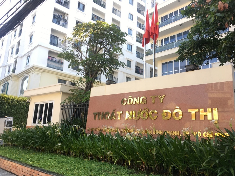 “Sếp” công ty thoát nước mở 14 tài khoản ngân hàng một cách bất thường? - 1 “Sếp” công ty thoát nước mở 14 tài khoản ngân hàng một cách bất thường? - 1